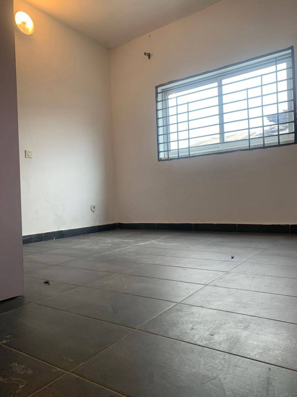 APPARTEMENT MODERNE À LOUER, DOUALA DEÏDO