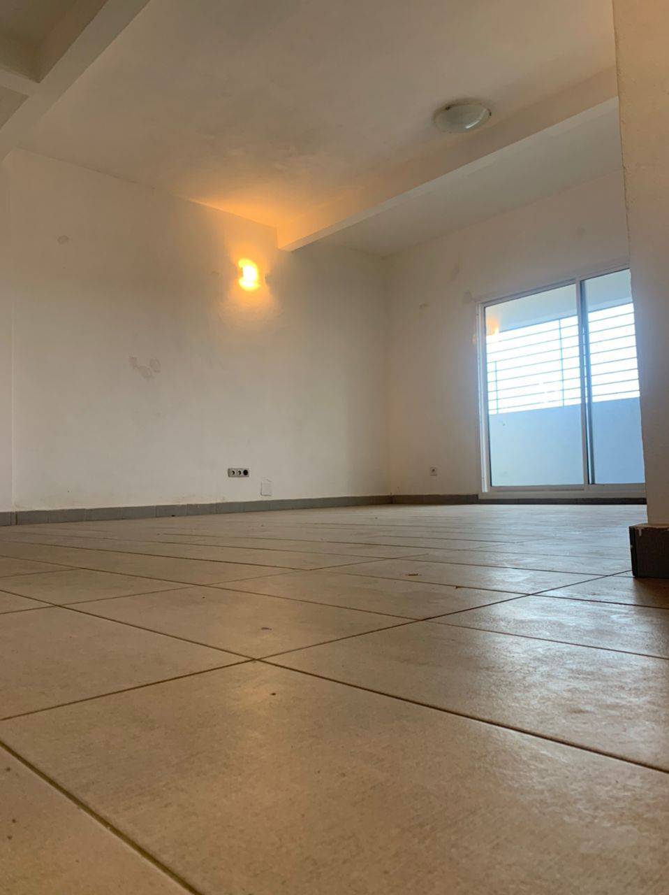 41832- APPARTEMENT MODERNE À LOUER, DOUALA DEÏDO