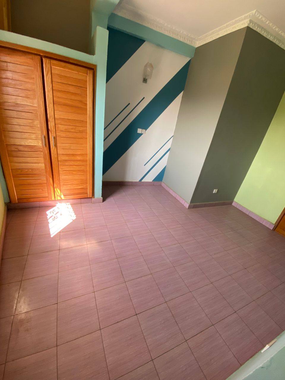 MAGNIFIQUE APPARTEMENT NEUF À LOUER, YAOUNDÉ TOTAL NGOUSSO