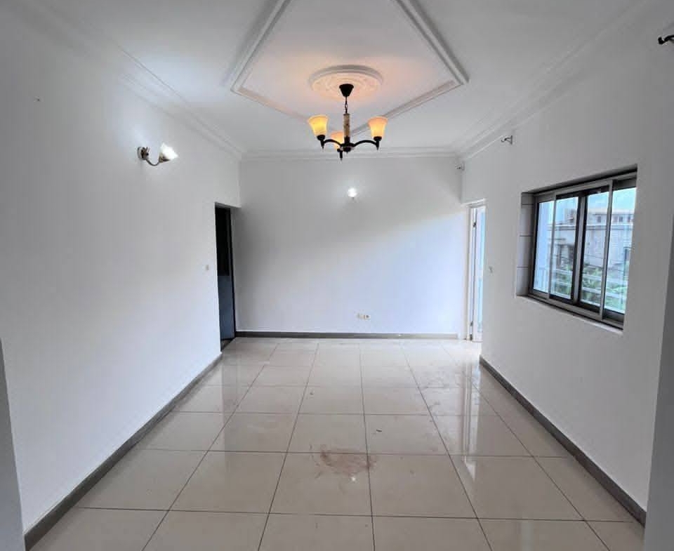 Studio moderne VIP à louer, Yaoundé Olembé