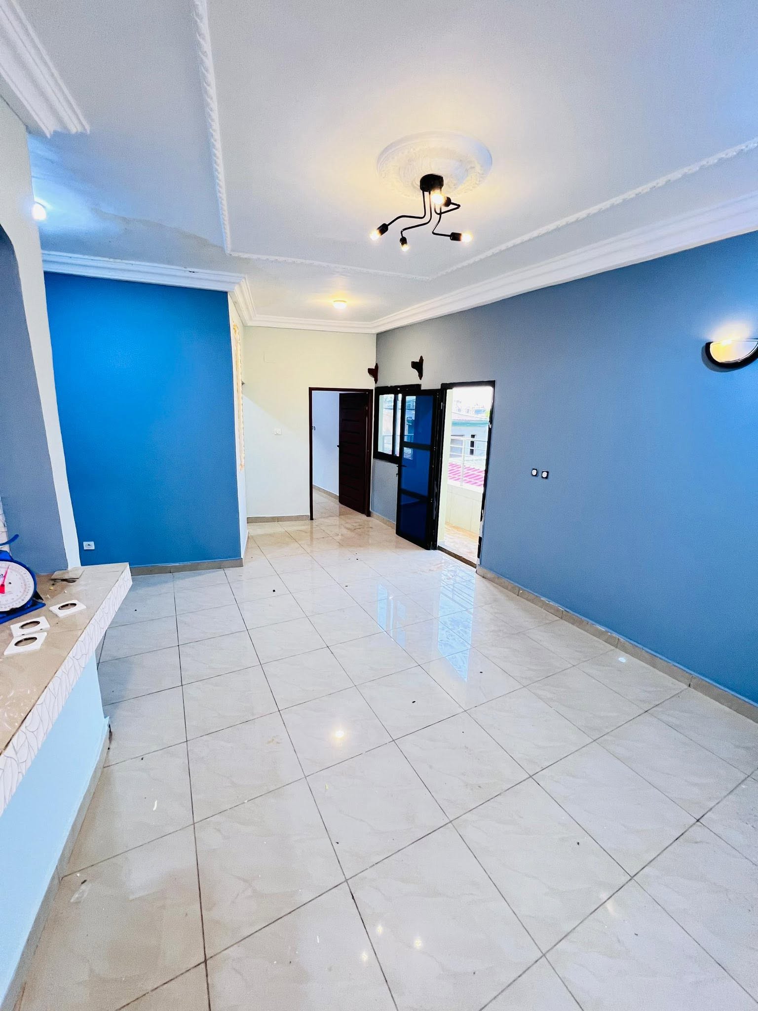42255- Studio moderne VIP à louer, Yaoundé Nyom