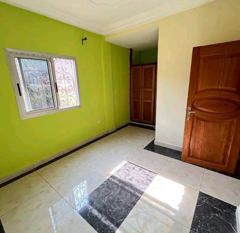 Studio moderne clés en main à louer, Yaoundé Emana