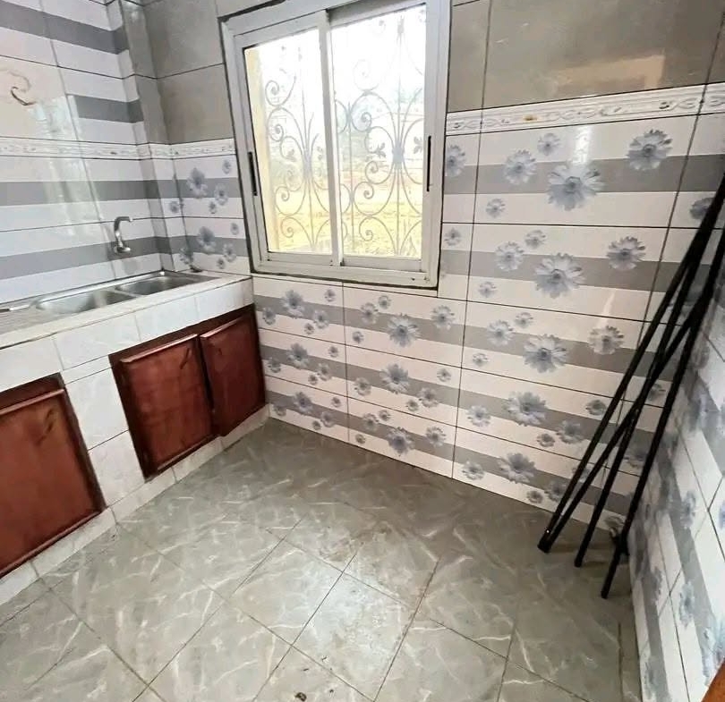Studio moderne clés en main à louer, Yaoundé Emana