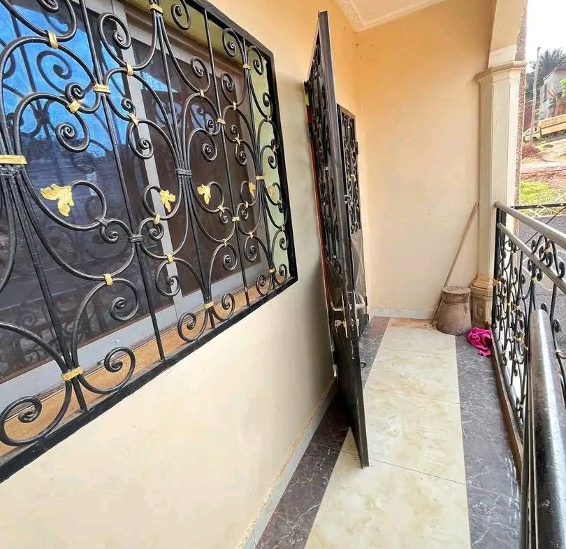 Studio moderne clés en main à louer, Yaoundé Emana