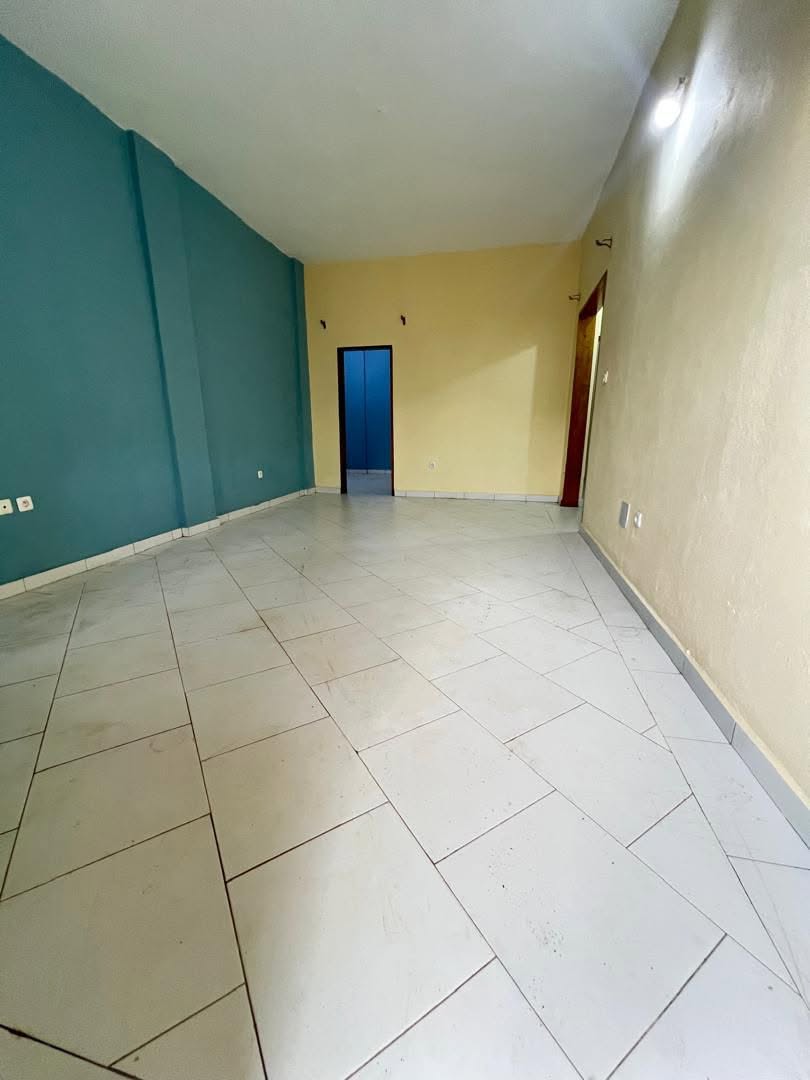 SMI_appart_logbessou_090626_sln2 Appartement Moderne 2 Chambres à Louer à Logbessou