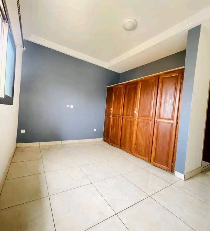 APPARTEMENT MODERNE STAFFÉ, CARREFOUR NEPTUNE LOGBESSOU