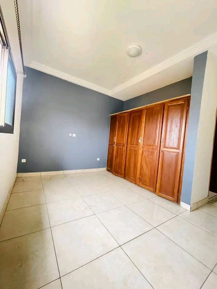 APPARTEMENT MODERNE STAFFÉ, CARREFOUR NEPTUNE LOGBESSOU