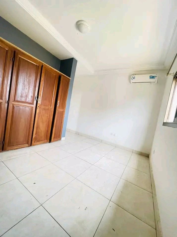 APPARTEMENT MODERNE STAFFÉ, CARREFOUR NEPTUNE LOGBESSOU