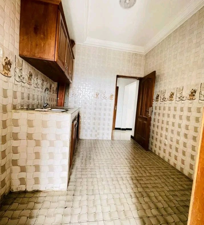 APPARTEMENT MODERNE STAFFÉ, CARREFOUR NEPTUNE LOGBESSOU