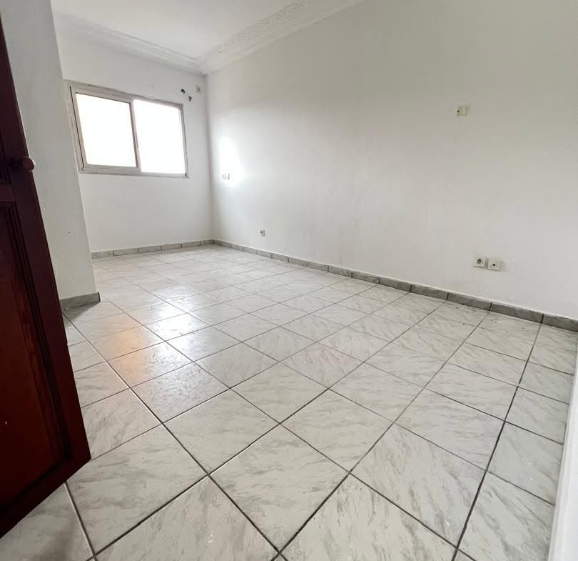 Appartement Moderne Haut Standing à Louer, Douala Logpom