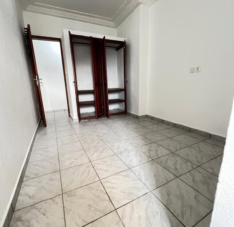 Appartement Moderne Haut Standing à Louer, Douala Logpom