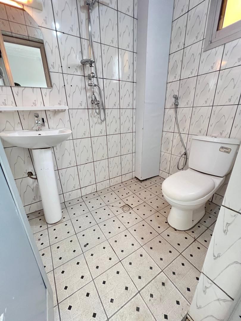 Appartement Moderne Haut Standing à Louer, Douala Logpom