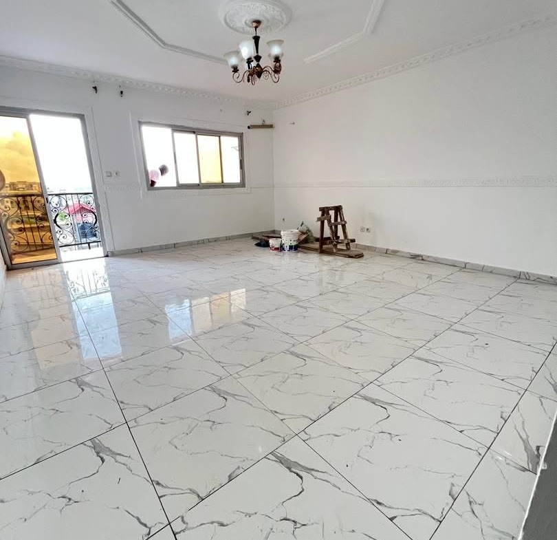 Appartement Moderne Haut Standing à Louer, Douala Logpom