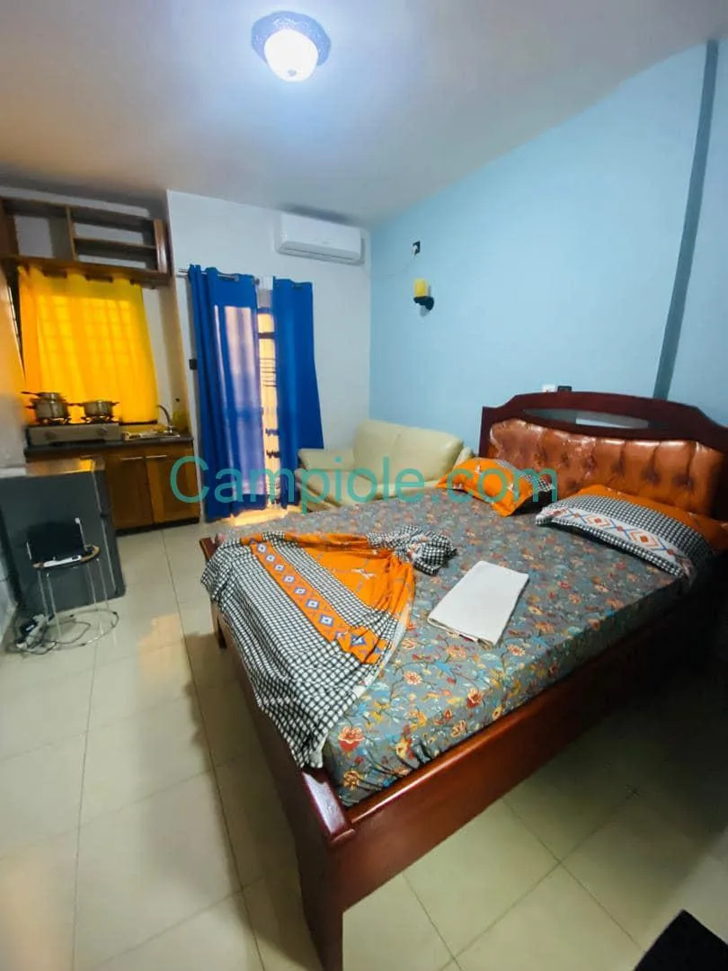 Chambre meublée Douala Ndogbong et Ange Raphaël