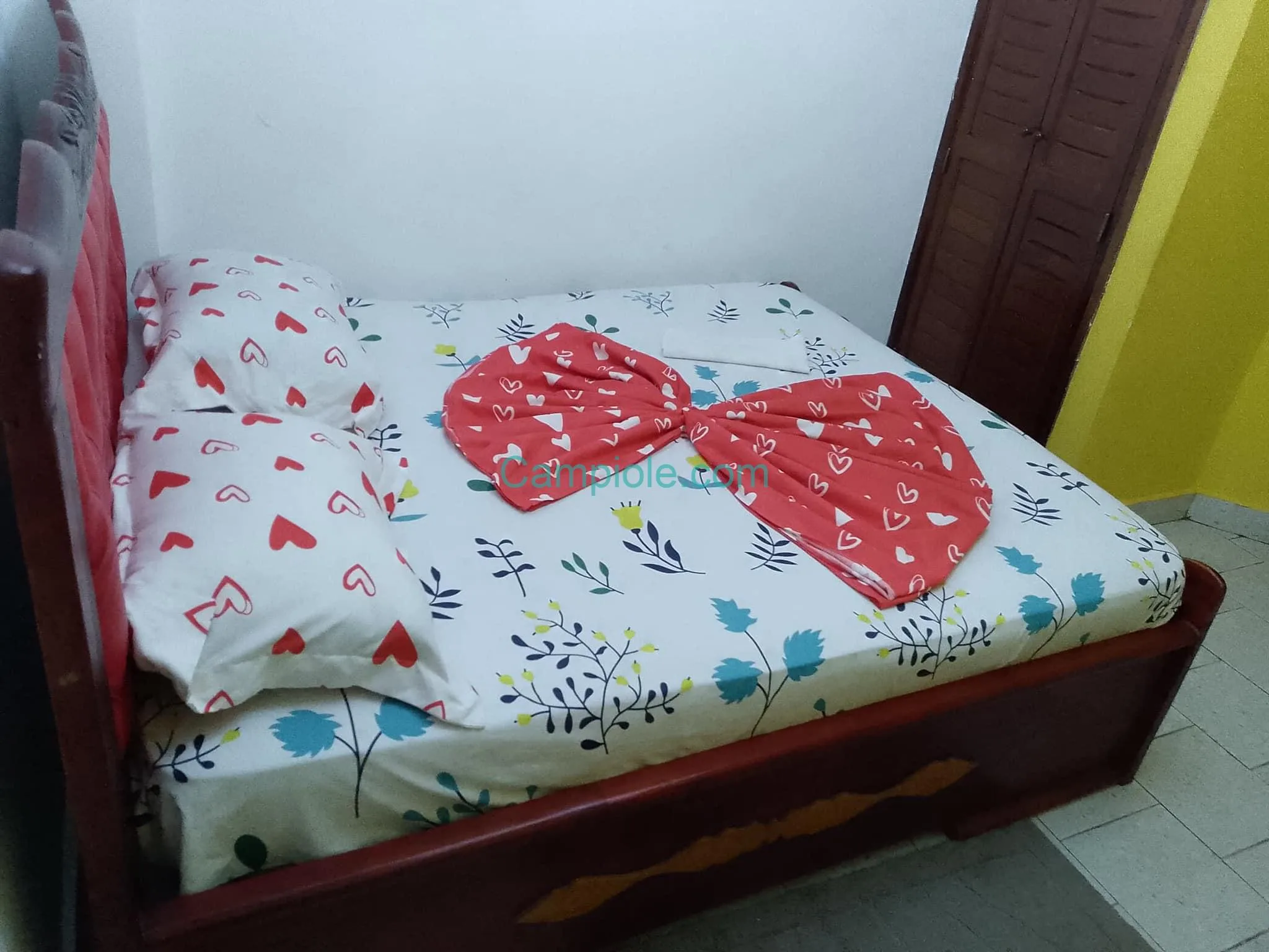 Chambre meublée à Douala Ndogbong