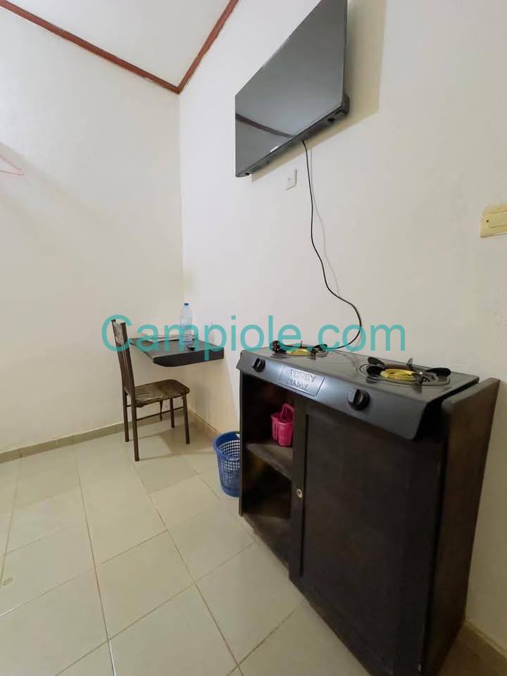 chambre_meublee_damas_g