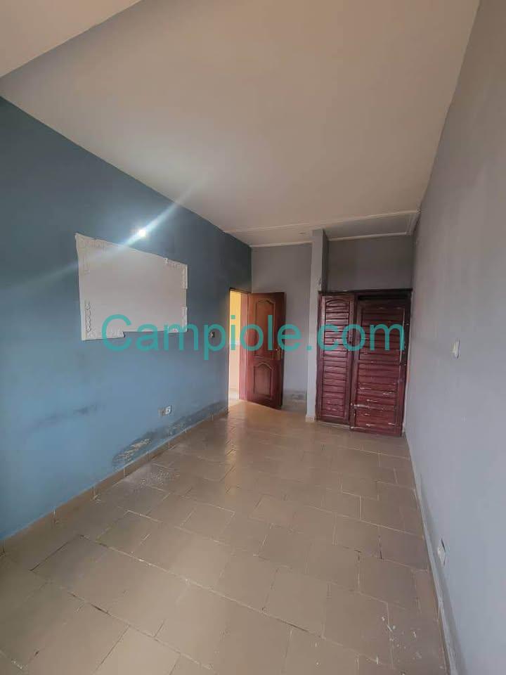 ASN_studio_ngousso_yde_120825_chb