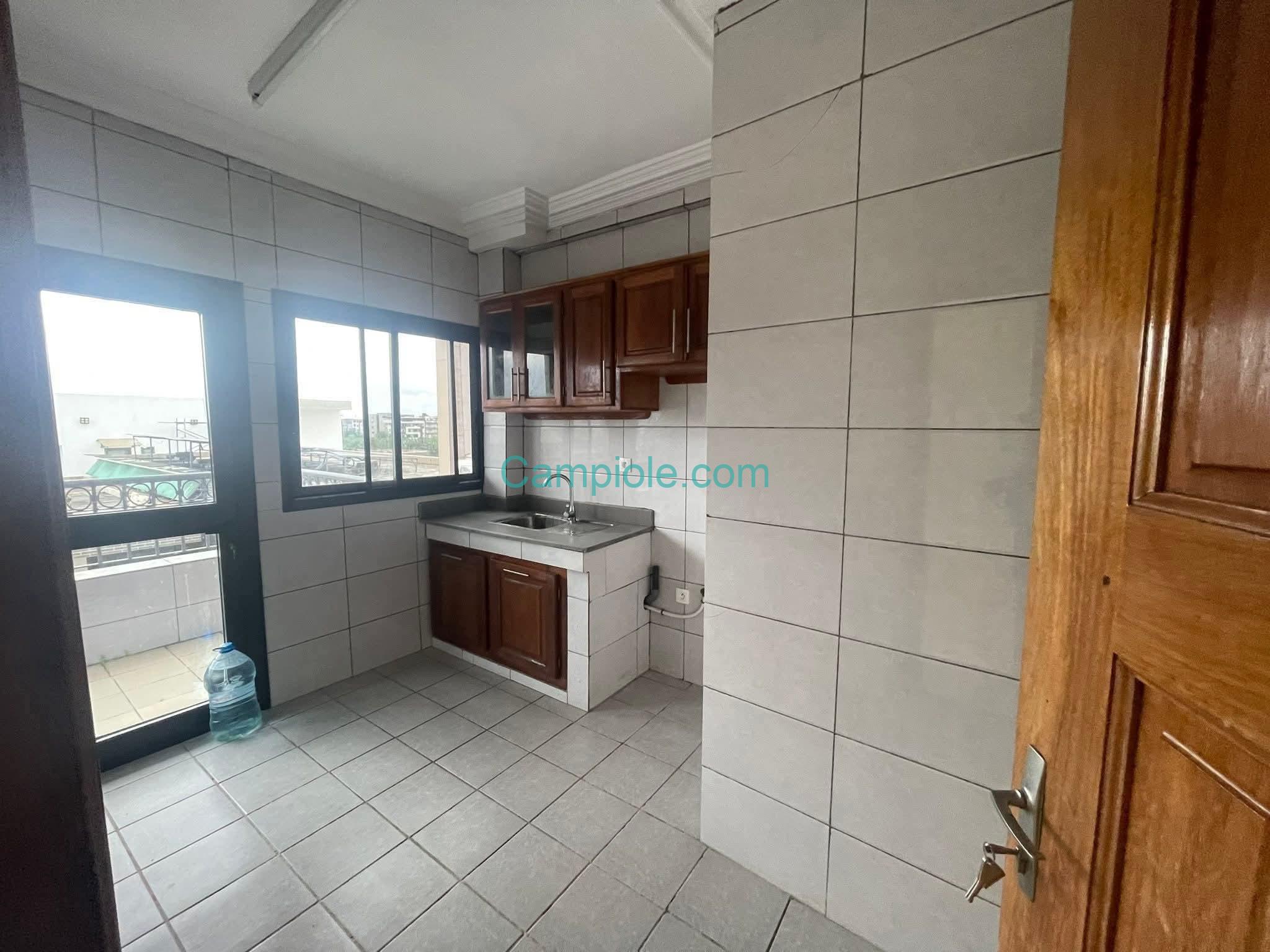 BI_studio_bonadiwo_dla_270825_csn