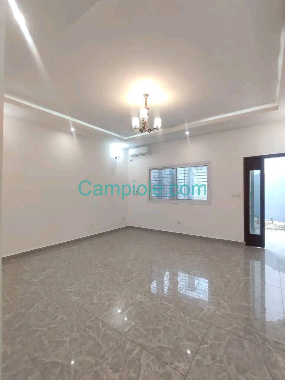 DZ_appartement_tropicana_yde_190825_sln1