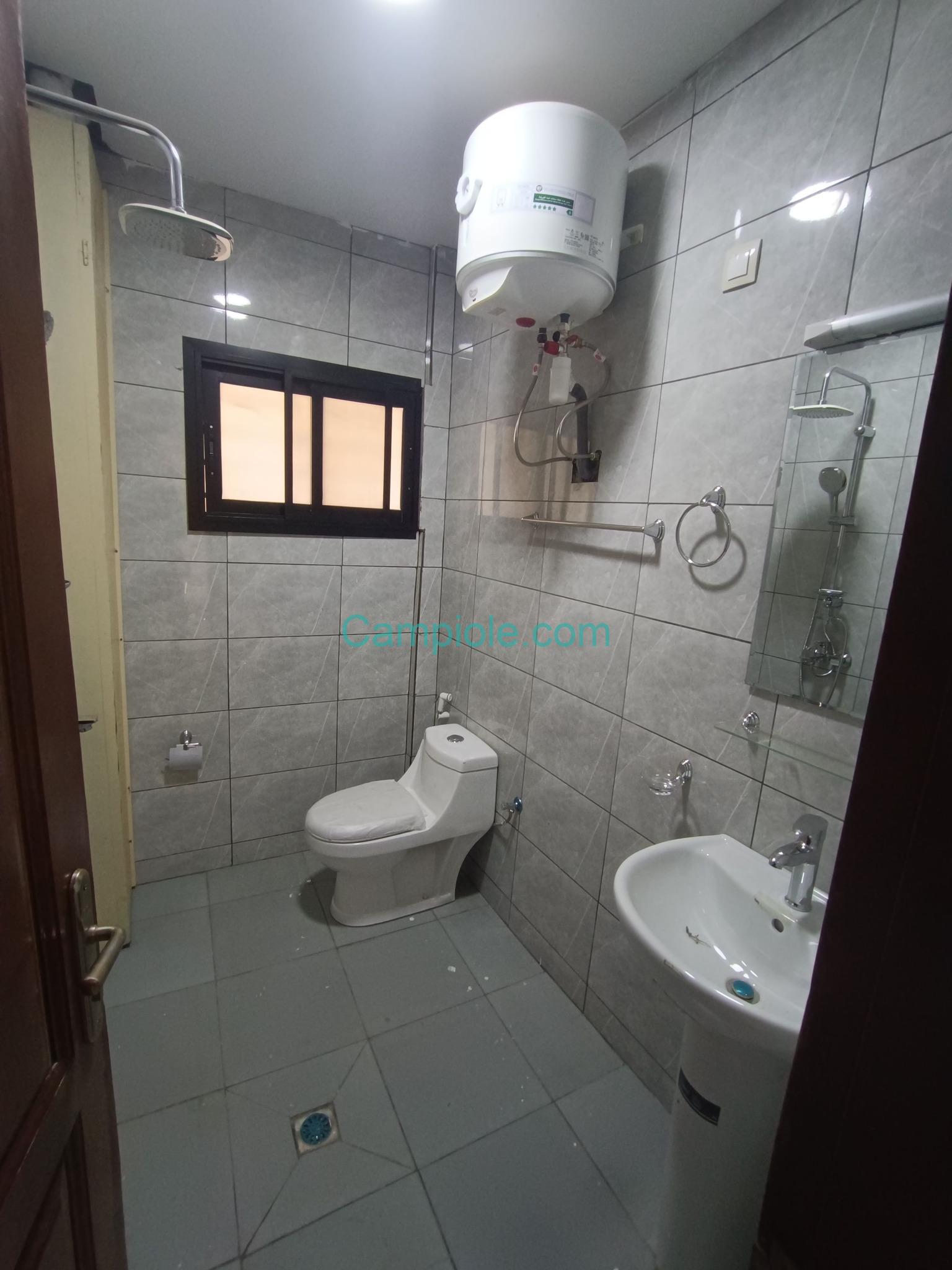 DZ_studio_nsimeyong_yde_280825_dch