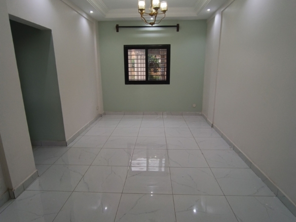 STUDIO NEUF À LOUER NSIMEYONG, YAOUNDÉ