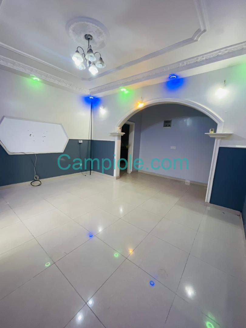 FH_appartement_logbessou_230825_sln3