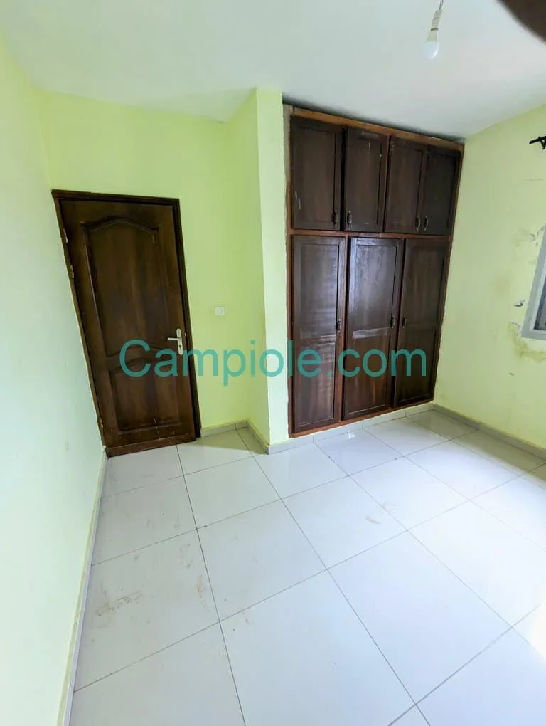 APPARTEMENT À LOUER, YAOUNDÉ FOUGEROLLE