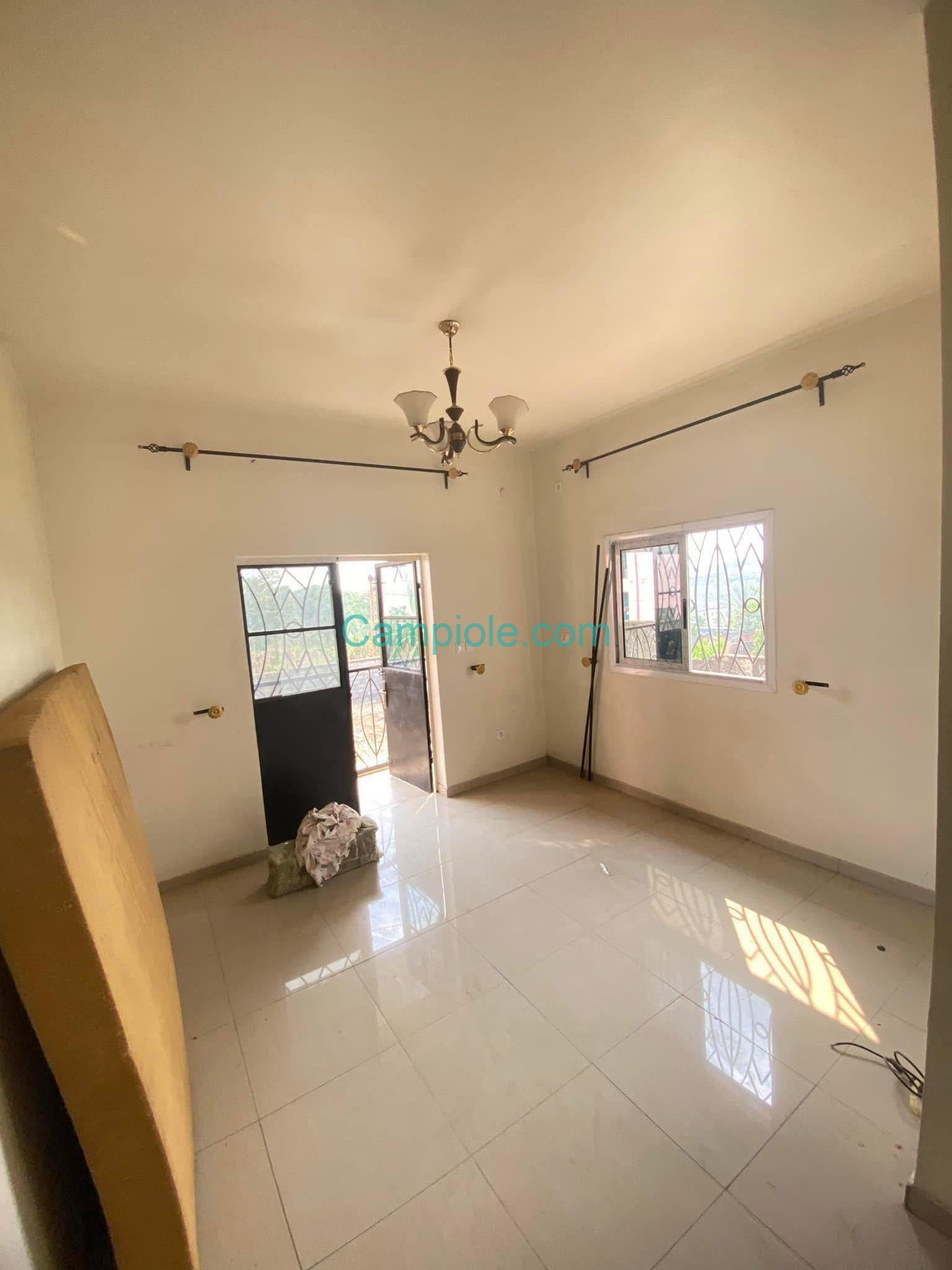 II_studio_yassa_dla_290825_sln2