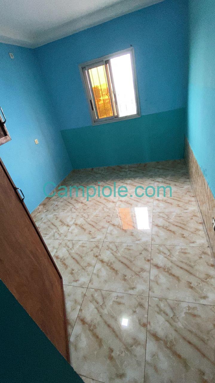 IKI_appartement_pk10_douala_270825_chb2