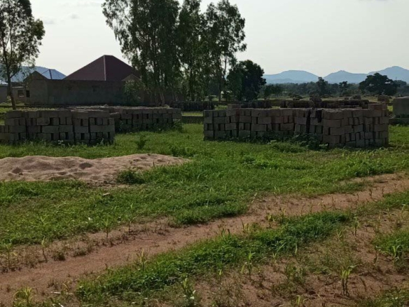 Terrain non titré à vendre à Garoua