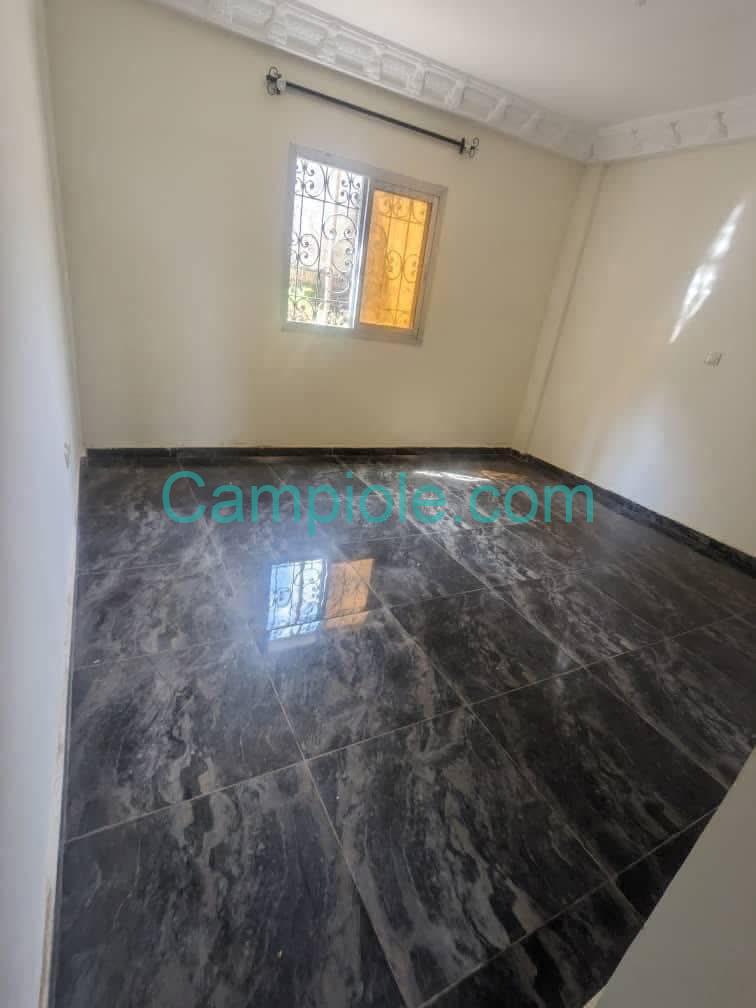 LI_appartement_ekie_yaounde_140825_chb2