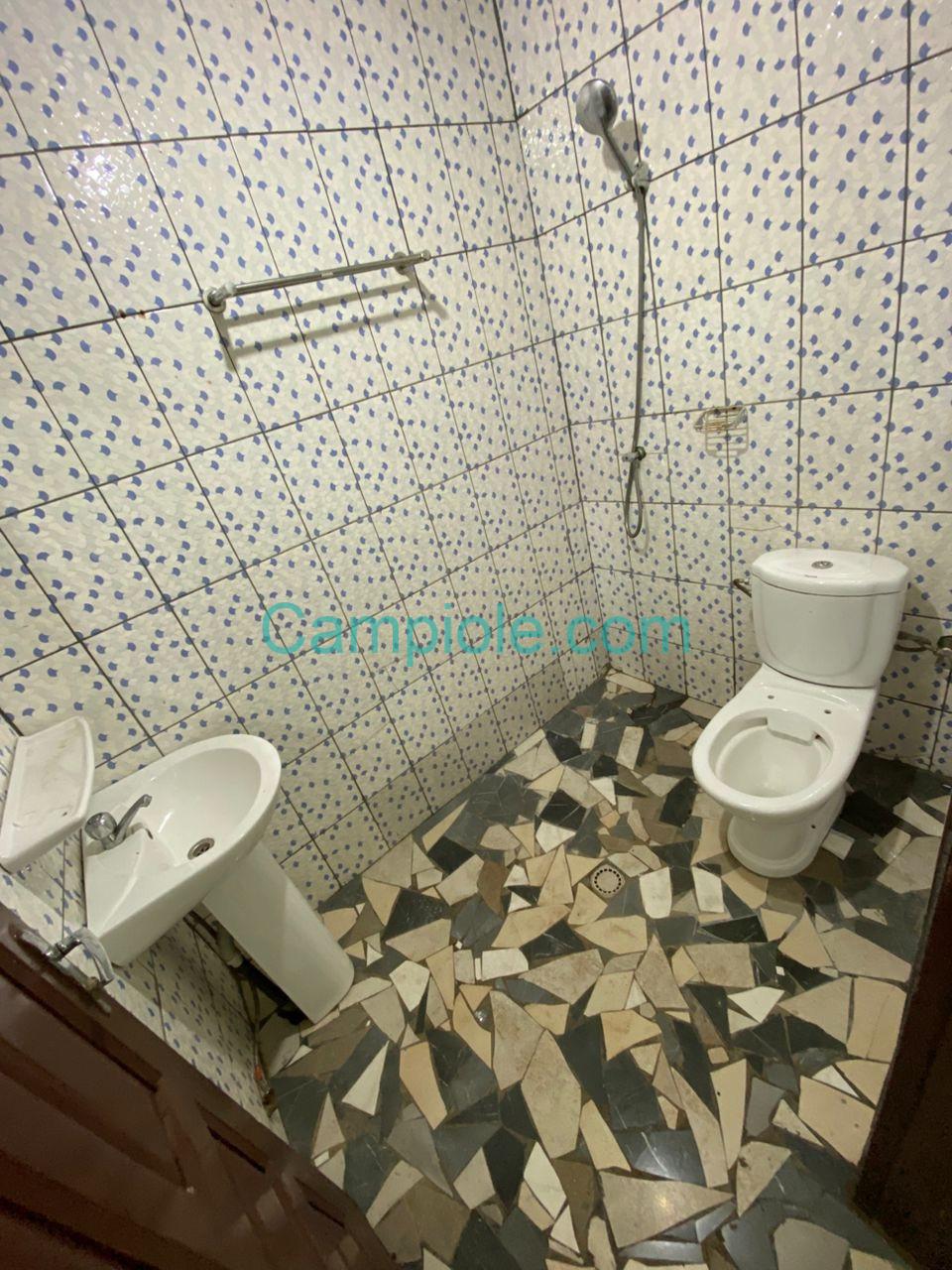 LI_appartement_essos_yde_200825_dch2