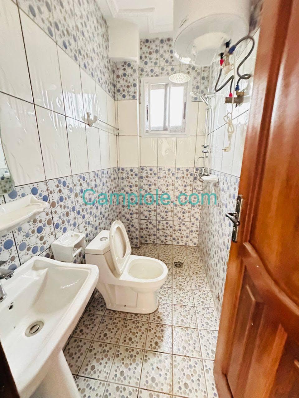 LI_appartement_kondengui_yde_170825_dch2