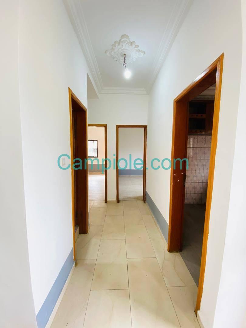 LI_appartement_logbessou_dla_200825_clr