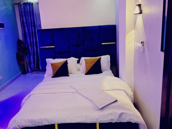 Chambre Meublée Haut de Gamme à Logpom, Douala