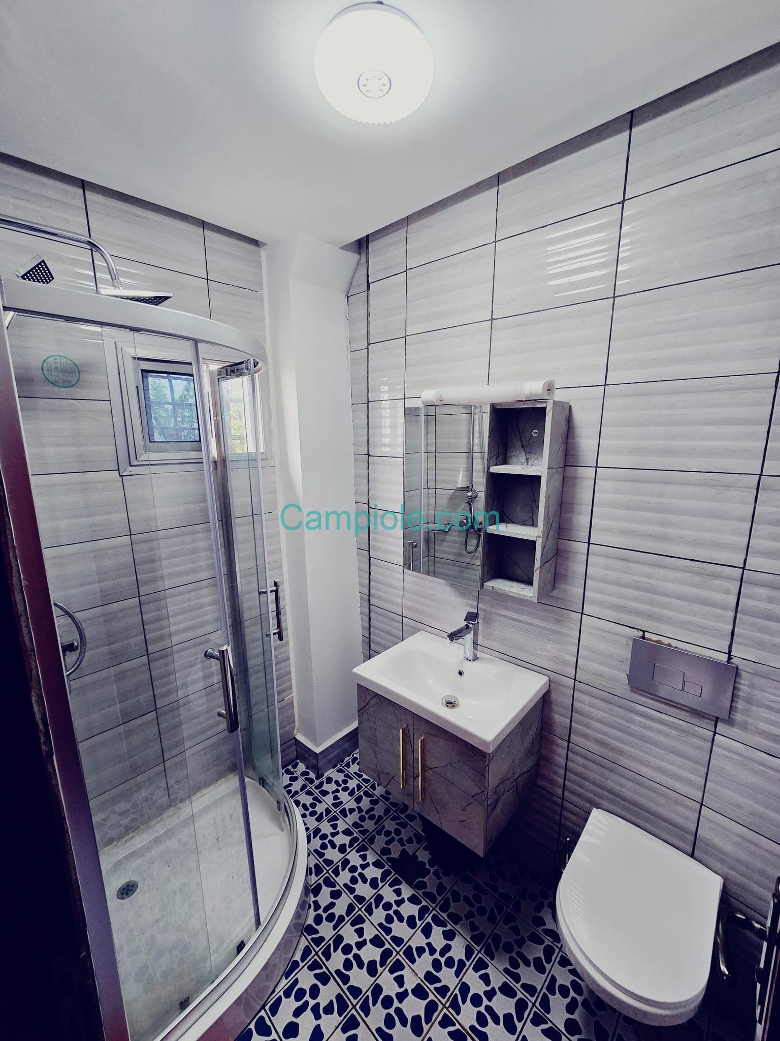 LI_chambre_meublée_logpom_douala_120825_dch1