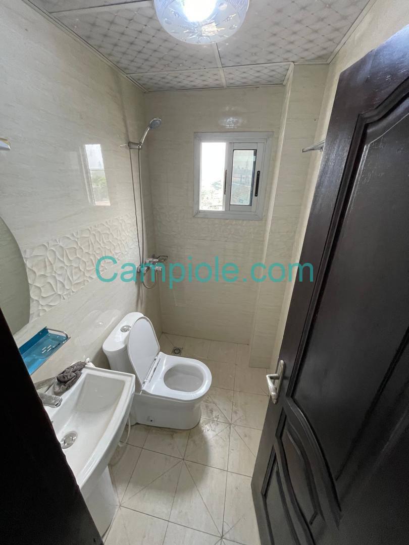 LI_studio_logbessou_200825_dch