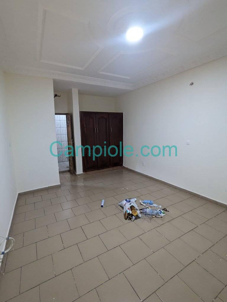 PBI_appartement_odza_yde_300825_chb2