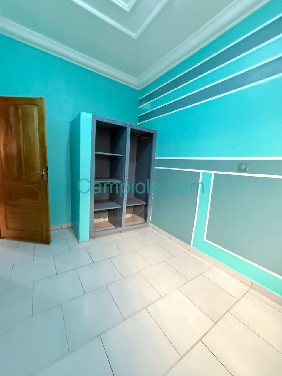 SH_appartement_eleveur_yde_070825_chb1
