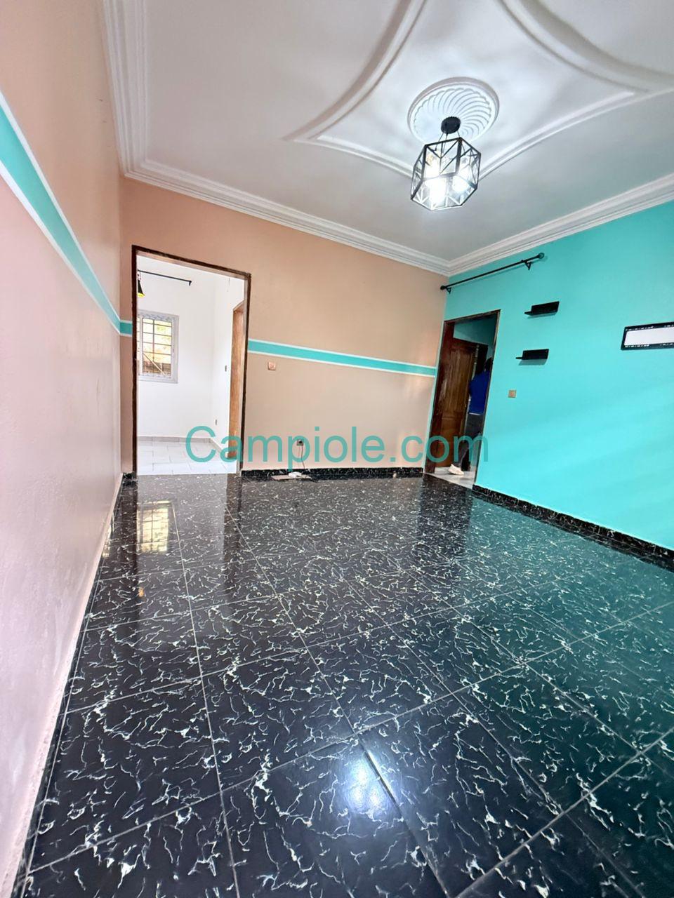 SH_appartement_eleveur_yde_070825_sln3