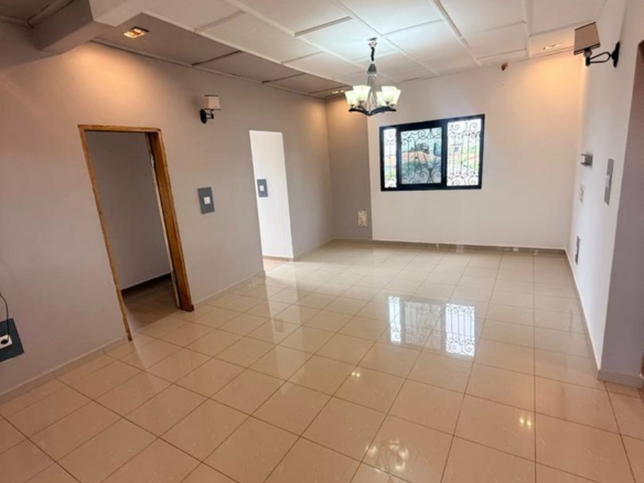 BEL APPAREMMENT MODERNE À LOUER, NKOLFOULOU, YAOUNDÉ