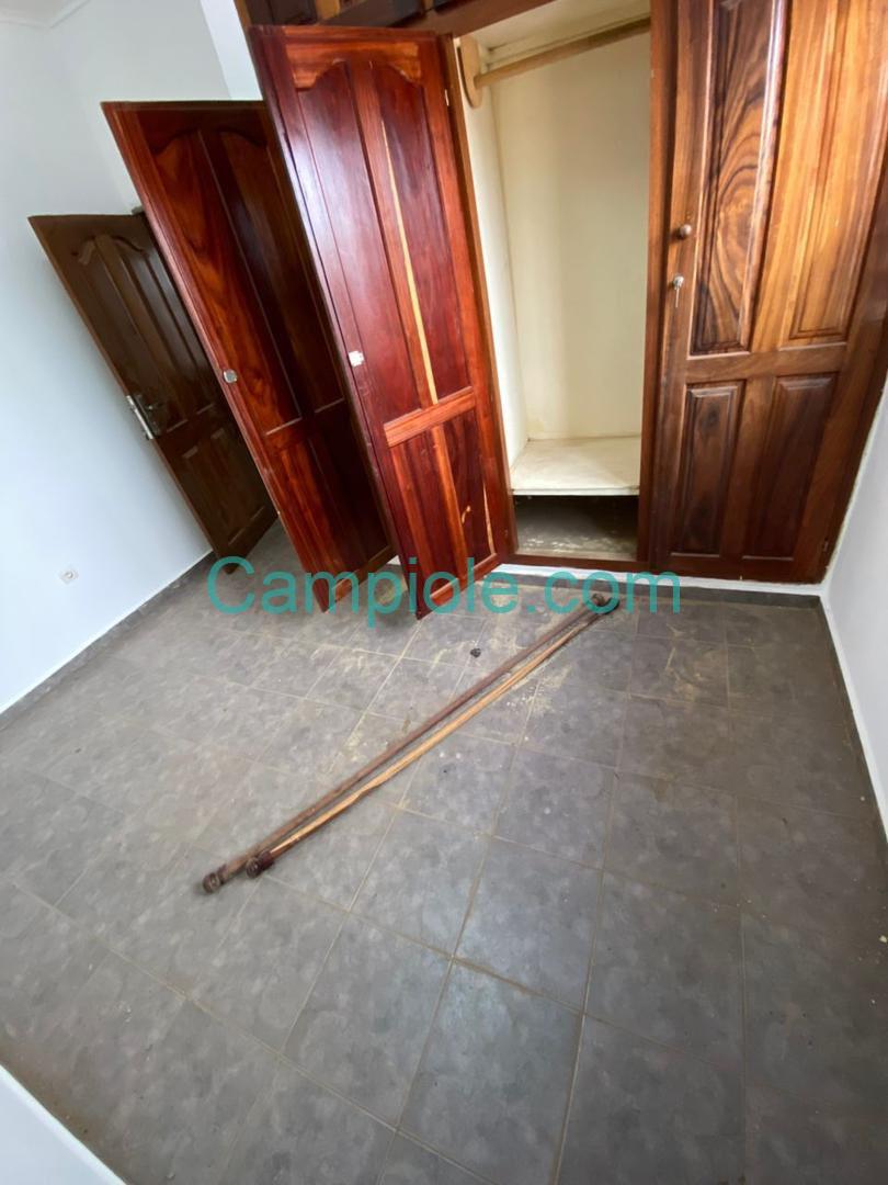 SH_appartement_nkolmesseng_yde_270825_chb2