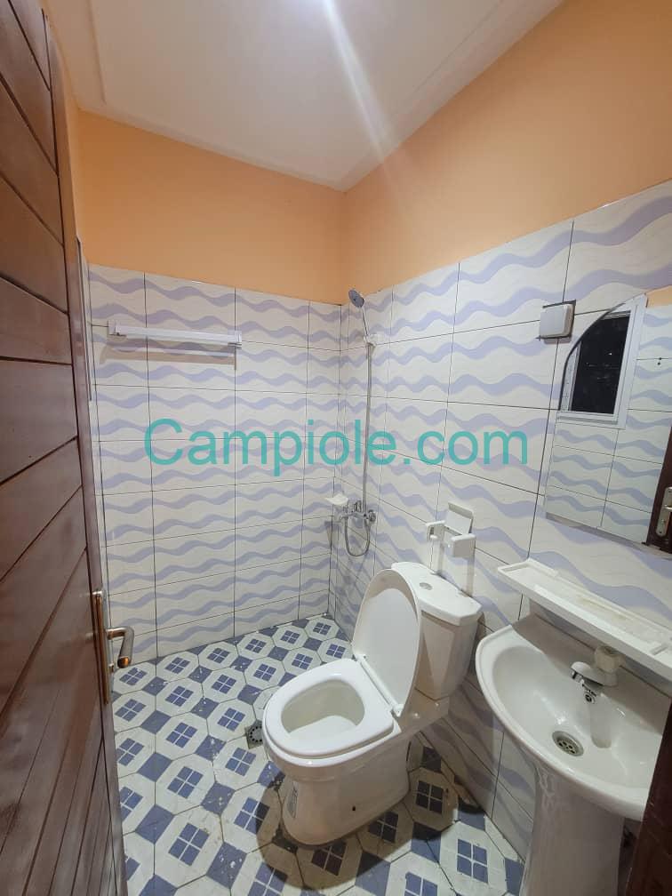 SH_chambre_nkolfoulou_yde_220825_dch