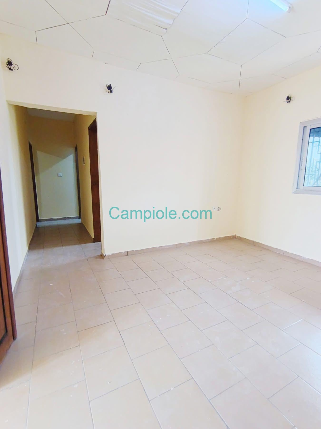 SH_studio_fougerol_yde_040825_sln3