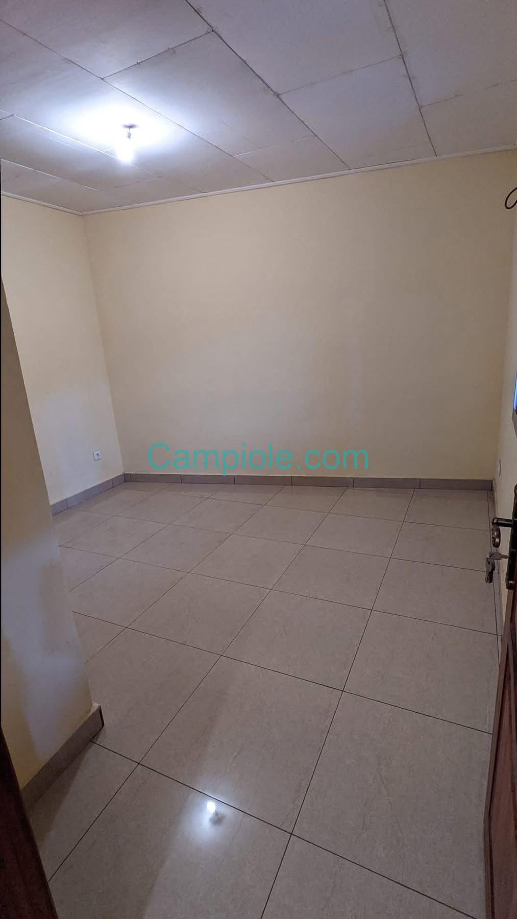 SH_studio_nkolfoulou_yde_060825_chb2