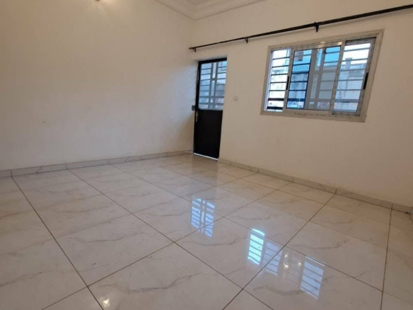 STUDIO BON STANDING À LOUER, YAOUNDÉ NKOLFOULOU