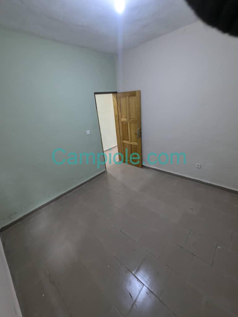 SH_studio_tsinga_village_yde_140825_chb2