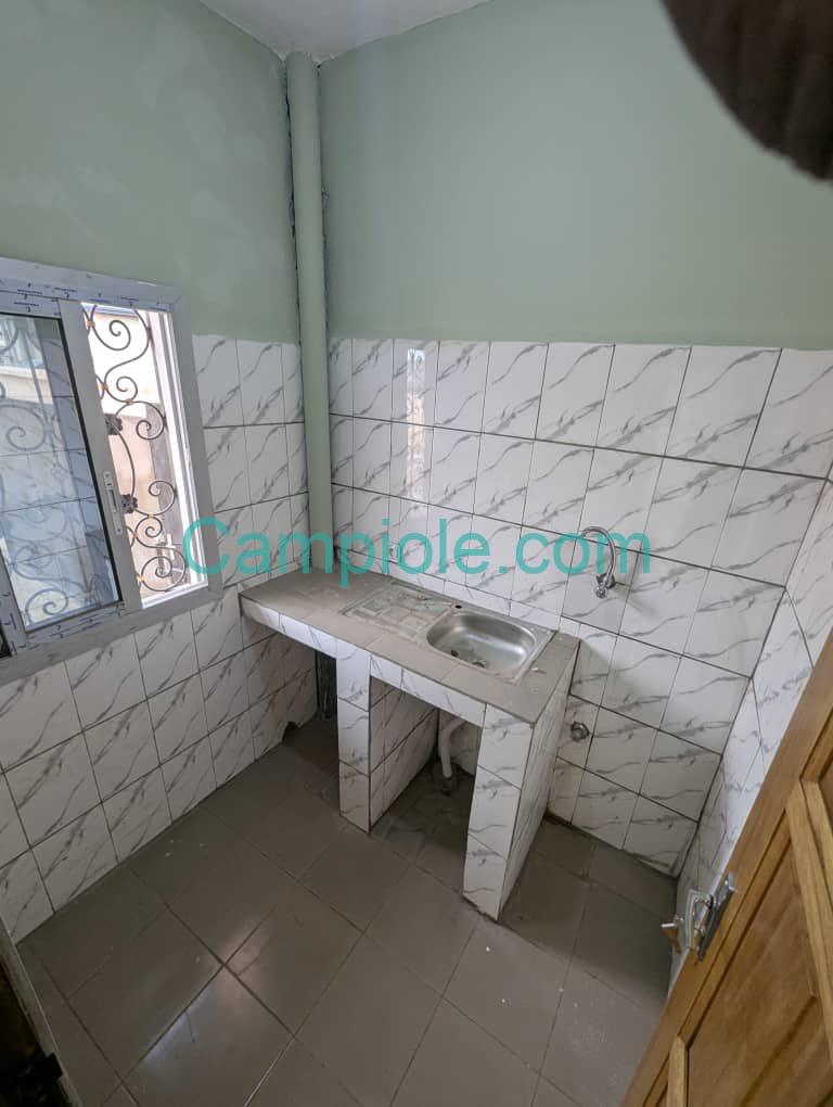 SH_studio_tsinga_village_yde_140825_csn