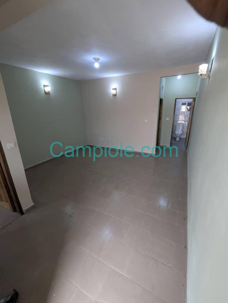 SH_studio_tsinga_village_yde_140825_sln2