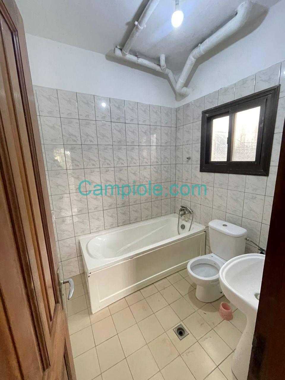 SM_appartement_kotto_dla_090825_dch2